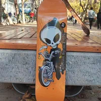 اسکیت برد بیکر ، زیرو ، توی مشین|دوچرخه، اسکیت، اسکوتر|اصفهان, سنبلستان|دیوار