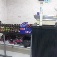 یخچال ۶درب، میز کار ،سینک ،میز خوردکن همراه تخته