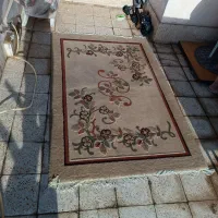 دو عدد فرش تمیز و سالم شسته شده و آماده استفاده