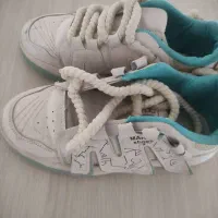 کفش|کیف، کفش، کمربند|بجنورد, |دیوار