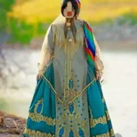 نیاز به مدل عکاسی(لباس مجلسی و محلی)