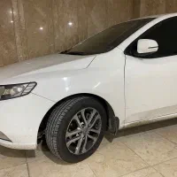 سراتو فول آپشنال مشابه صفر