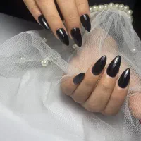 آموزش کاشت ناخن فقط ۲/۵۰۰