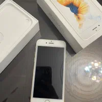 اپل iPhone 6s با حافظهٔ ۶۴ گیگابایت