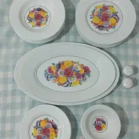 چینی زرین ۶ نفره اکبند(ناقصی دارد)