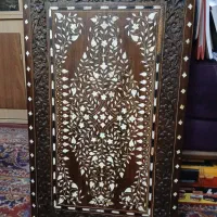 میز پاکستانی قدیمی تزیین با عاج فیل