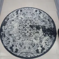 فرش گرد و پادری
