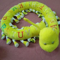 عروسک و اسباب بازی