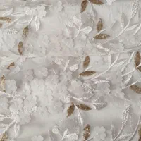 مانتو کار شده طرح برجسته