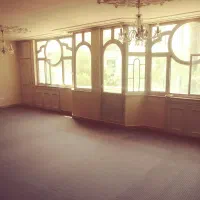 اجاره آپارتمان ۹۷ متر ۲ خوابه طبقه ۲ در امام خمینی