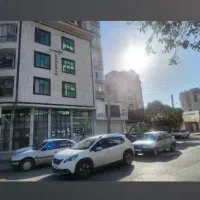 ساختمان 3 طبقه با مغازه