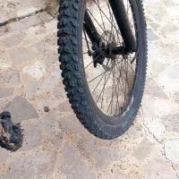 دوچرخه|دوچرخه، اسکیت، اسکوتر|شفت, |دیوار