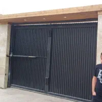 سازنده وتعمیر درب و پنجره و خوردکاری لگلاژدرب و|مصالح و تجهیزات ساختمان|مشهد, نوید|دیوار