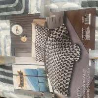 رو تختی و قمقمه