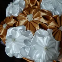 باکس گل رنگ طلایی و سفید|گل مصنوعی|پیشوا, |دیوار