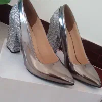 کفش پاشنه بلند طوسی نگین دار