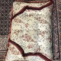 سه عدد پشتی نو