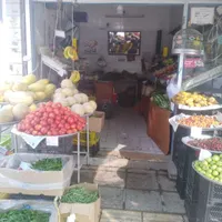 اجاره مغازه میوه فروشی در کوی طلاب|اجارهٔ مغازه و غرفه|شیراز, کوی طلاب|دیوار