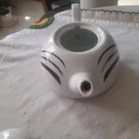 قوری چینی  فنجان بدون نعلبکی نو فرانسوی و استکان