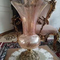 گلدان شیشه ترک اصل.پایه برنج اصل|صنایع دستی و سایر لوازم تزئینی|شیراز, لاله|دیوار