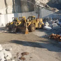 لودر ۹۸۸ بی بسیار تمیز