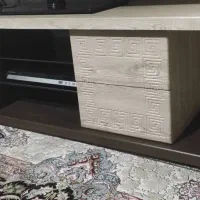 میز تی وی ارتفاع۴۰ عرض۱۶۰ عمق کشو ۴۰
