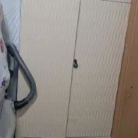 به دلیل کمد دیواری میفروشم