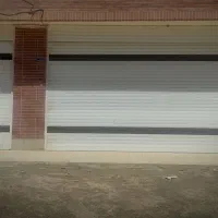 مغازه تمام سرامیک ودرب برقی شیشه سکوریت|اجارهٔ مغازه و غرفه|شاهینشهر, شهرک گلدیس|دیوار