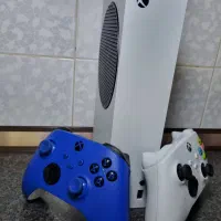 فروش Xbox Series S با لوازم کامل و دسته اضافی|کنسول، بازی ویدئویی و آنلاین|اصفهان, رهنان|دیوار
