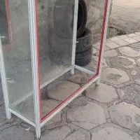 ویترین آلمینیوم چهار تبقه