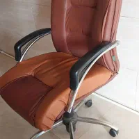 صندلی مدیریتی سالم