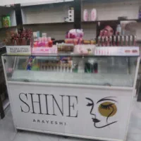 میز ویترین برای هرصنفی میشه