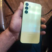 گوشی a25 در حد آک