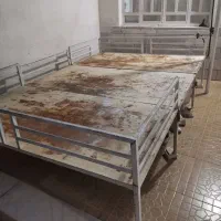 تخت آهنی