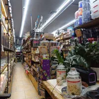 واگذاری مغازه لوازم خانه و آشپزخانه لوکیشن عالی