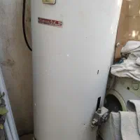 ابگرمکن مخزنی آزمایش ۲۰۰ لیتری سالم