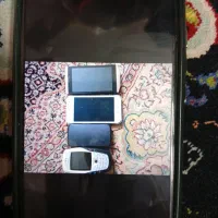 گوشی موبایل وقاب