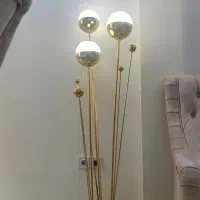 کنار سالنی|چراغ خواب و آباژور|تهران, نیروی هوایی (پیروزی)|دیوار