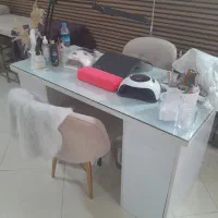 فروش میز مخصوص ناخن کاری|آرایشگاه و سالنهای زیبایی|نوشهر, |دیوار