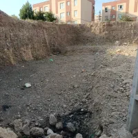 فروش زمین تجاری ۹۰متری با جواز ساخت ونقشه