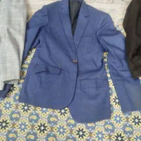 سه عدد کت|لباس|خاش, |دیوار