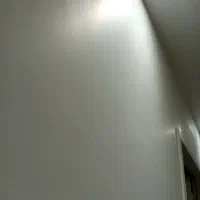 رنگ آمیزی دیوار سیمانی