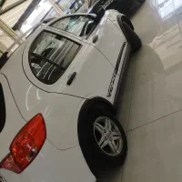 کوییک آر سفید مشکی مدل ۴۰۰ بصورت نقدواقساط|خودرو سواری و وانت|یزد, |دیوار