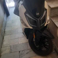 گلکسیj200
