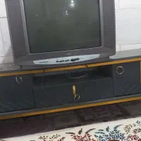 میز وتلویزیون