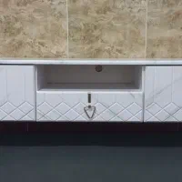 میز تلویزیون سفید