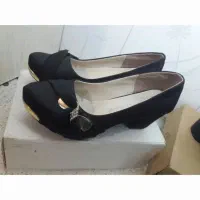 کفش زنانه در حد نو هرکدام ۲۰۰ هزار|کیف، کفش، کمربند|همدان, |دیوار