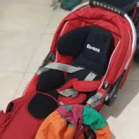 کالسکه و اغوشی وصندلی ماشین  در حد نو