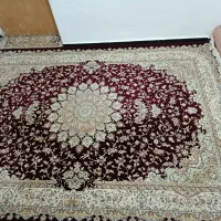 دو عدد فرش شیش متری در حد نو