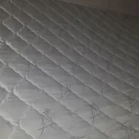 تخت دونفره سفید رنگ در حد نو|تخت و سرویس خواب|آستانه اشرفیه, |دیوار